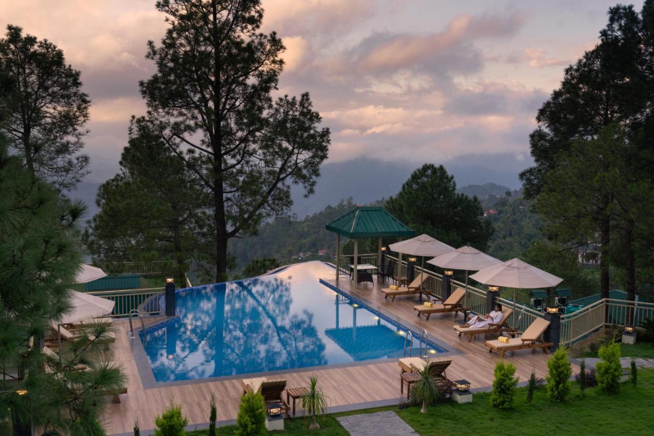Cassia Resort, Kasauli Exterior foto